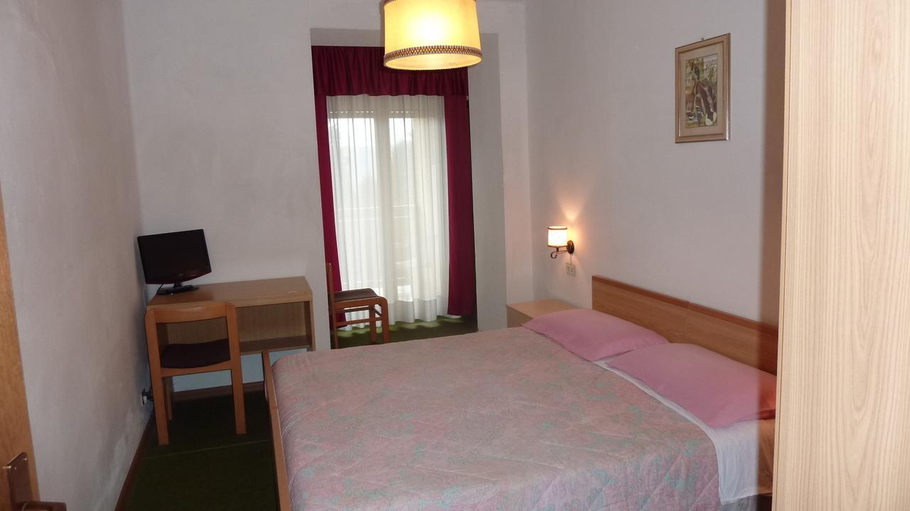 Hotel Terminus Levico Terme Dış mekan fotoğraf