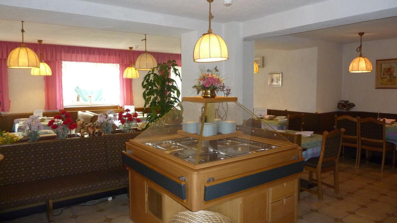 Hotel Terminus Levico Terme Dış mekan fotoğraf