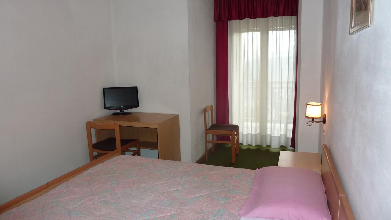 Hotel Terminus Levico Terme Dış mekan fotoğraf